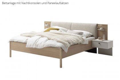 Arola von Schöner Wohnen - Schlafzimmer mit viel Zubehör & Beleuchtung