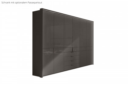 Parma von Wiemann - Schlafzimmermöbel havanna mit Glas-Fronten