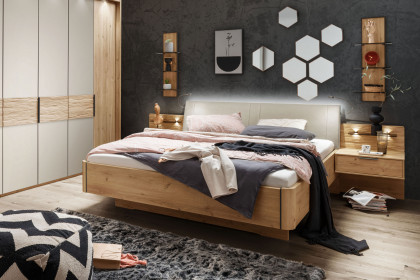 Cadiz von Wiemann - Bett 180x200 cm Eiche mit Polsterkopfteil