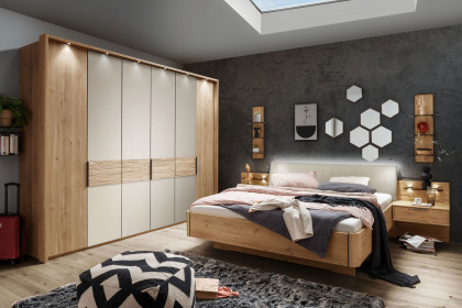 Cadiz von Wiemann - Schlafzimmer Eiche bianco - champagner