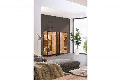 Steel living von Thielemeyer - Vitrine 720751 Wildeiche/ Spaltholz