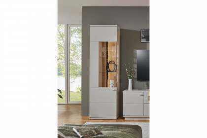 Josh von IDEAL Möbel - Vitrine in Kaschmir mit Baumrinde