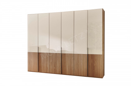 Valetta von Wiemann - Schrank mit Absetzung Massivholz Rillenstruktur