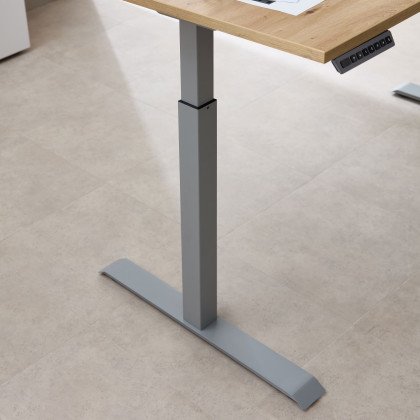 Clyde von Innostyle - Büromöbelset mit höhenverstellbarem Schreibtisch