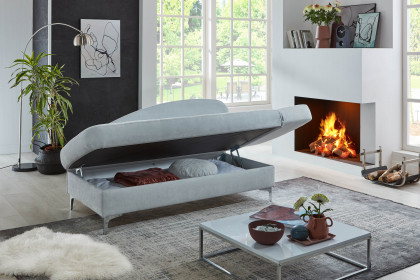 Greta von Nehl - Einzelliege in Hellblau rechts