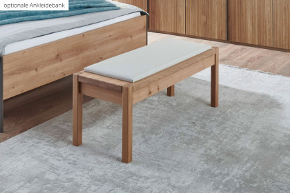 Valetta von Wiemann - Schlafzimmer Eiche teilmassiv - Glas champagner