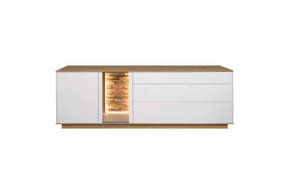 Faro-living von Mäusbacher - Lowboard in Weiß/ Artisan Eiche und mit Sockel