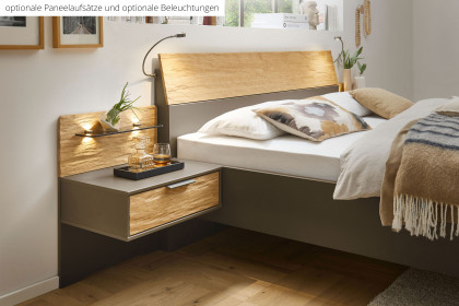 Bardolino von Wiemann - Schlafzimmer havanna - Riffholz massiv