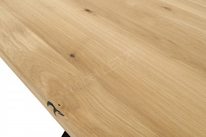 Compact Dining von BODAHL MØBLER - Esstisch Wildeiche bianco/ Metall schwarz