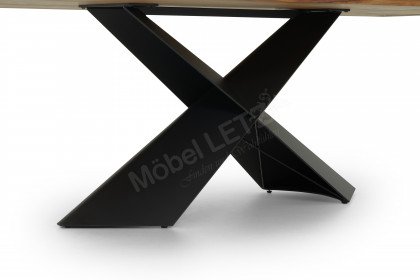 Alcedo von Nouvion - Esszimmertisch mit Waldkanten-Profil