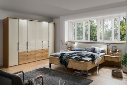 Malta von Wiemann - Schlafzimmer Eiche teilmassiv - Champagnerglas