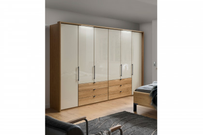 Malta von Wiemann - Schlafzimmer Eiche teilmassiv - Champagnerglas