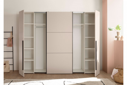 Maturs von POL Power - Kleiderschrank kaschmir mit viel Innenzubehör