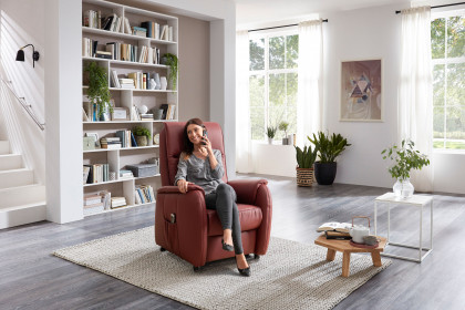 Frederik Basic von Polsteria - Fernsehsessel feuerrot