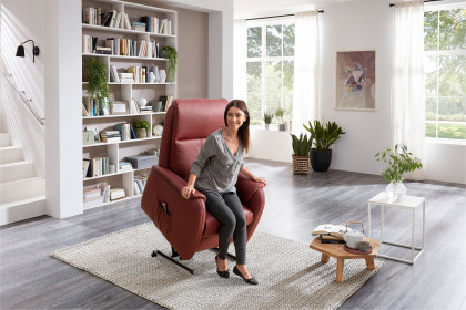 Frederik Basic von Polsteria - Fernsehsessel feuerrot