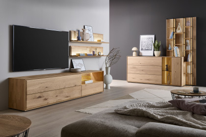 Vala von Hartmann - Wohnwand V24 aus massiver Kerneiche natur