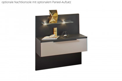 Scale-Sleep von Rauch Black - Bett schwarz mit Polsterkopfteil champagner