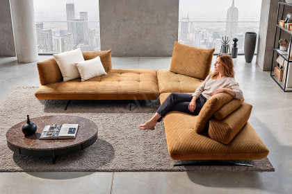 Quebec von Sofaschmiede - Polsterecke mustard