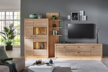 Winston von IDEAL Möbel - Wohnwand in Eiche mit Zwischenpaneel