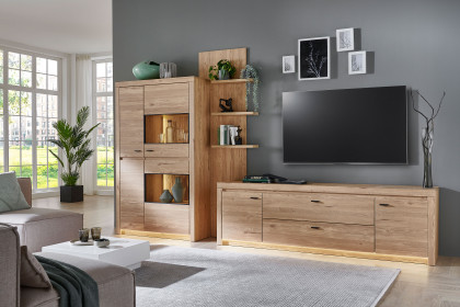 Winston von IDEAL Möbel - Wohnwand in Eiche mit Paneelregal
