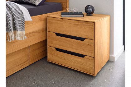 Incasa Onema von Decker - Nachttisch Buche mit schwarzen Griffausfräsungen