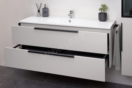 Serie 6110 von Pelipal - Badezimmer in Kaschmir matt & schwarz
