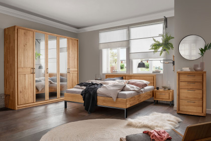Fargo von SKALIK - Schlafzimmer Eiche: Schrank mit Spiegel, Bett 180x200 cm & Nachttisch-Paar