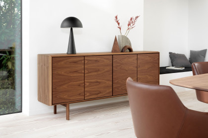 #544 Sideboard von Skovby - Esszimmerkommode aus Nussbaumfurnier, natur geölt
