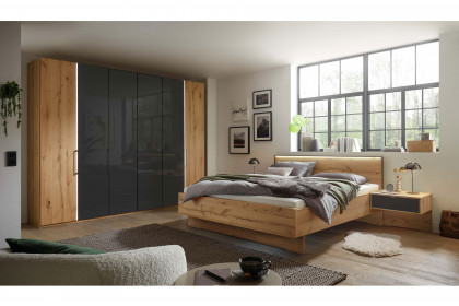 Cremona von Wiemann - Falttürenschrank, Bett mit Quersockel & 2 Nachttische