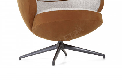 Bibo von Pode - Sessel mit Hocker concrete-cinnamon