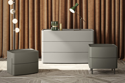 Oliver von Morassutti - Schubkasten-Kommode mit 3 Schubkästen Lack sand