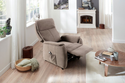 Frederik Plus Basic von Polsteria - TV-Sessel schlamm