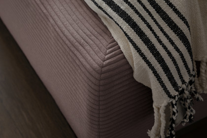 Horus von Candy Sleep - Polsterbett rosa
