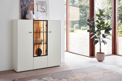 WM 2470 von Wöstmann - Highboard in weißem Lack mit drei Türen
