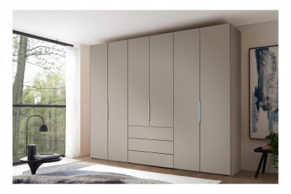 Extenso-sleeping von Staud - Kleiderschrank mit Schubkästen sandfarben