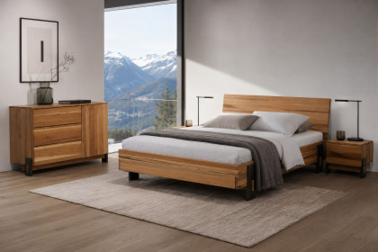 Eron von Sprenger Möbel - Bett 180x200 cm Sumpfeiche geölt mit Eisenfüßen