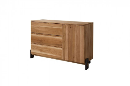 Eron von Sprenger Möbel - Bett 180x200 cm Sumpfeiche geölt mit Eisenfüßen