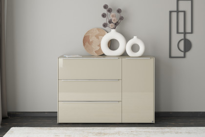 Reno-living von set one by Musterring - Sideboard KO-121 kaschmir/ Griff Edelstahloptik