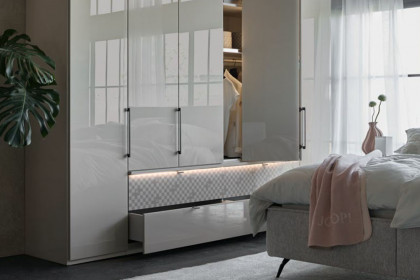 Studio Wardrobe 002 von JOOP! - Schrank Glas champagner mit Beleuchtung
