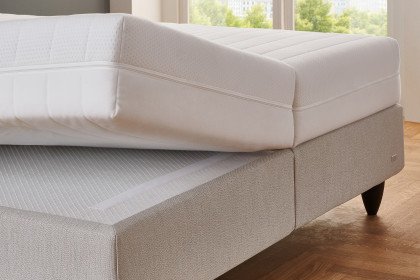 Sjur von Tidur - Boxspringbett beige