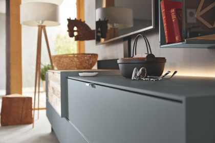 Q-Media 2.0 von Musterring - Lowboard 801 Lack grau/ Mattglas grau