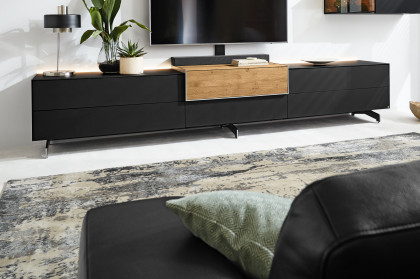 Q-Media 2.0 von Musterring - Lowboard 804 Lack schwarz/ Mattglas schwarz