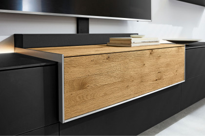 Q-Media 2.0 von Musterring - Lowboard 804 Lack schwarz/ Mattglas schwarz