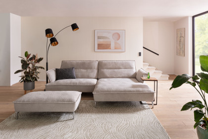 7102 von K+W Polstermöbel - Polstersofa rechts ecru