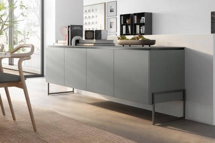 Vitae von éNATIVA by Munari - Sideboard mit Lackoberfläche in grigio nuvola