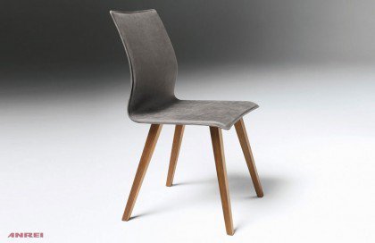 Stuhl 645 von ANREI - 4-Fuß-Stuhl Leder/ Astnuss