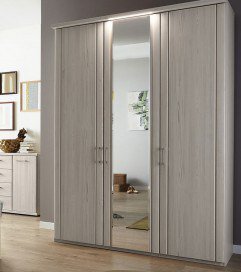 Mainau von Wiemann - Schlafzimmer Polar-Lärche-Nachbildung