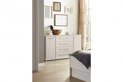 Mainau von Wiemann - Schlafzimmer seniorengerecht Polar-Lärche