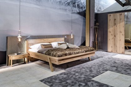 Vvaganto von Voglauer - Schlafzimmer-Set mit Spiegelabsetzungen