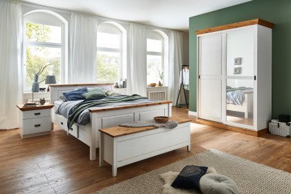 Bergen von Jumek Möbel - Landhaus Schlafzimmer-Set weiß-braun